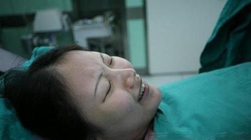 自愈能力|剖腹产划伤孩子头部,医生很快就会好的,7年后家长找上医院