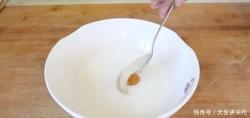 人的一生|做饼时，别再用水和面了，试试新吃法，不揉面不擀面，比吃肉还香