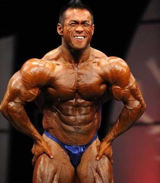 iriskyle|世界最强壮女人，甘愿做亚洲肌肉男内助这个男人是亚洲最强男人