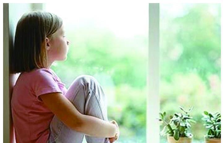 外婆|有这三点特性的家庭,容易养出不自信的孩子,请对照自查