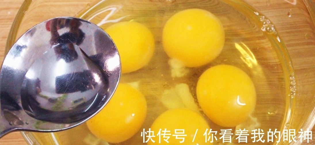 白水煮鸡蛋|鸡蛋的做法火了，饭店卖30元一盘，学会大厨的做法，孩子特别爱吃