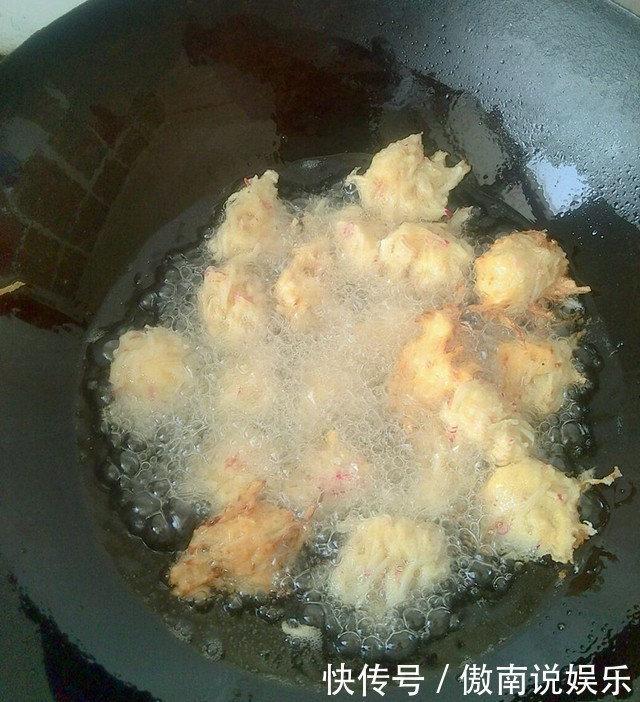 老婆三天两头做这道菜，成本才几毛钱，比肉还香，全家都吃不够！