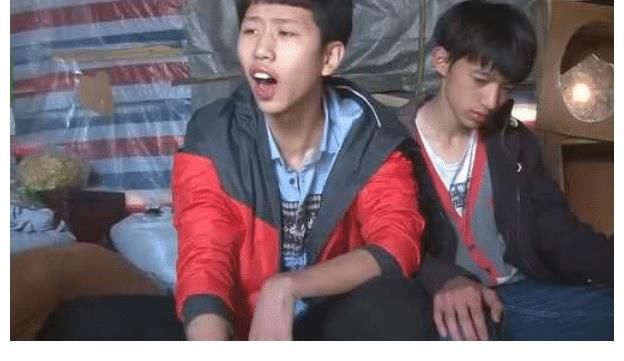 王境泽新综艺太板正了，怒怼队友藏水壶收费