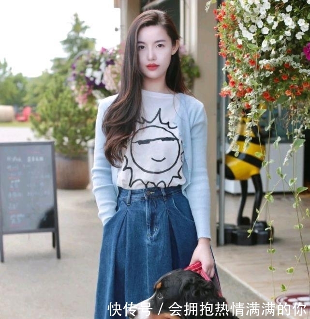 极简|会穿衣搭配很关键,只要会搭配,穿上基础款也能在人群中脱颖而出