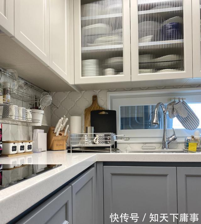 瓶罐罐|别再说美式风大势已去,136㎡向我们证明,这样的家反而温馨有格调