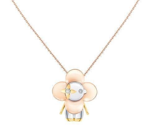 enne LV吉祥物化身能站、能动的镶钻玩偶项链!