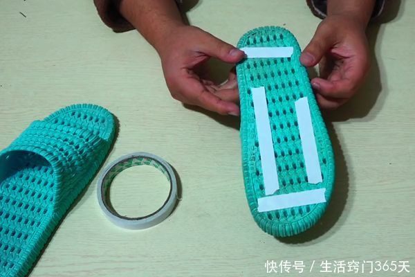 拖鞋上绑几根橡皮筋,作用特别“厉害”,10个人9个人都需要!