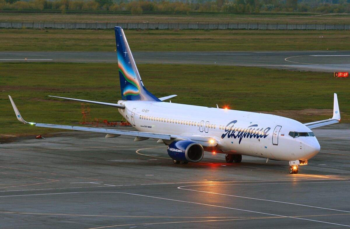 飞机机翼只有30厘米厚，为啥能承受上百吨的重量终于明白了