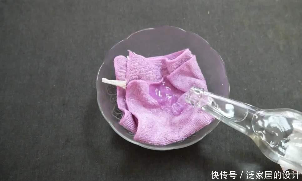 毛巾用久了又臭又滑,这样清洗更干净省事,洗完跟刚买的一样