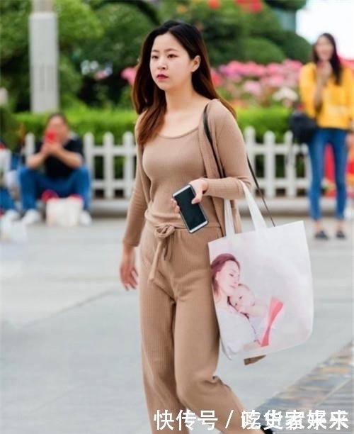 柔美|街拍柔美娇俏的小姐姐,仙女般的气质,哪一位最美