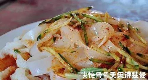 自制“凉皮”,用面粉还是淀粉?好多人弄错了,难怪不筋道