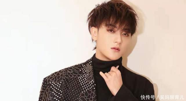 明星们 黄子韬录节目被导演说“很笨”,回应得太有个性,配图表情包亮了