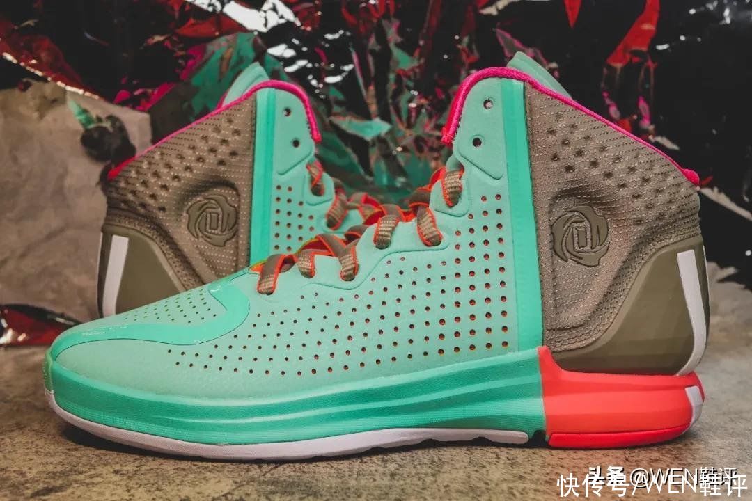 阿迪|adidas D-rose4实战：难得具有性能特点的阿迪实战鞋 但体验欠佳