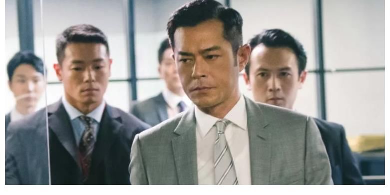 鄭曉寧|《掃黑風(fēng)暴》到底有多狠？光是預(yù)告曝光，主演孫紅雷就被央視點(diǎn)名