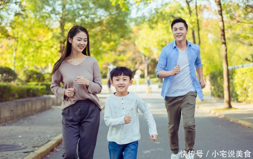 骨質(zhì)疏松的癥狀有哪些？吃什么食物可預(yù)防骨質(zhì)疏松？