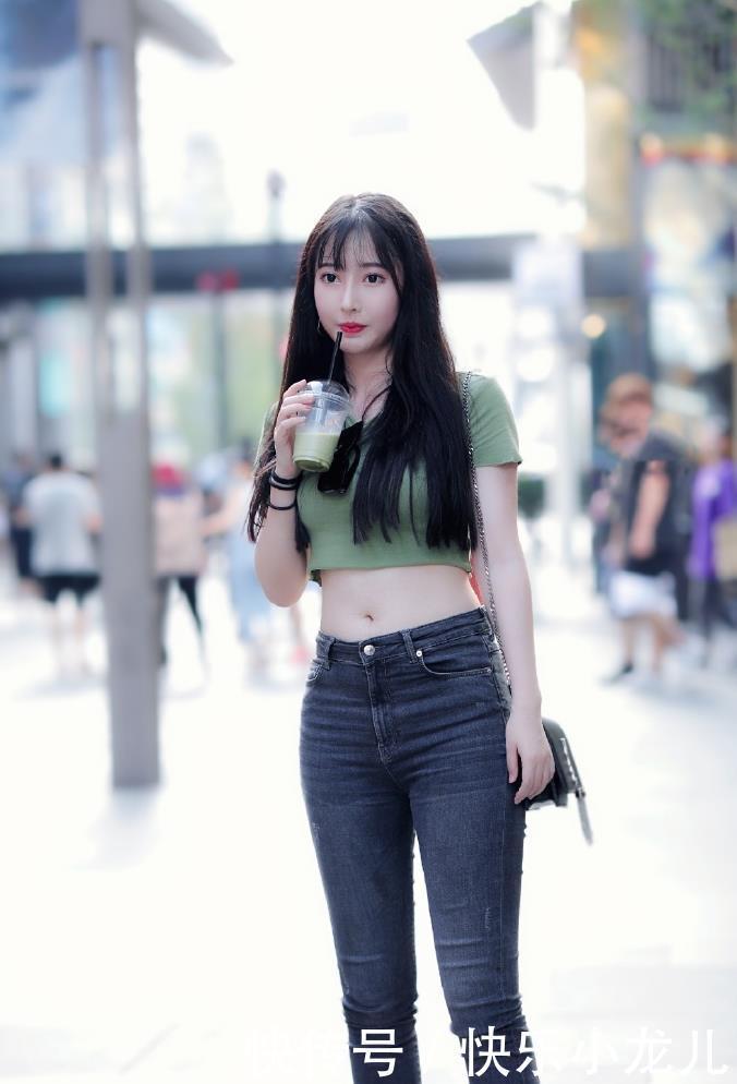 穿搭|看到这个美女,我明白了为什么男人要努力,肯定要追她做女朋友啊