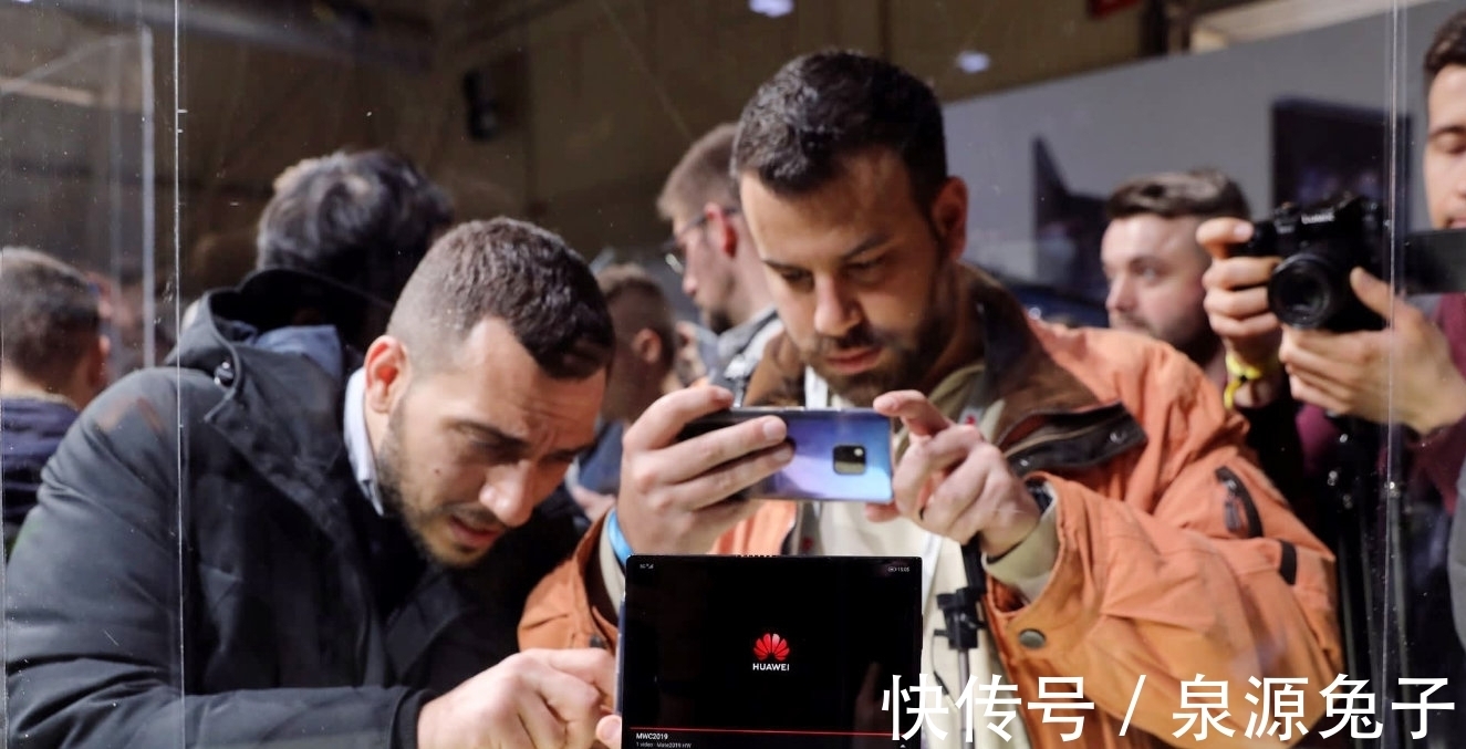 华为|华为海外市场遭变,却迎来国外巨头鼎力支持,宣布接入鸿蒙系统