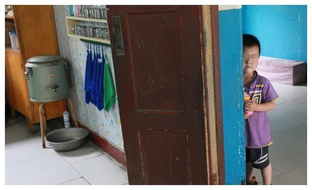 家长对孩子大喊大叫,使孩子变得胆小,专家:试试这四种方法补救