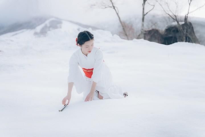  下雪|雪花说，每到冬天等下雪 也等你