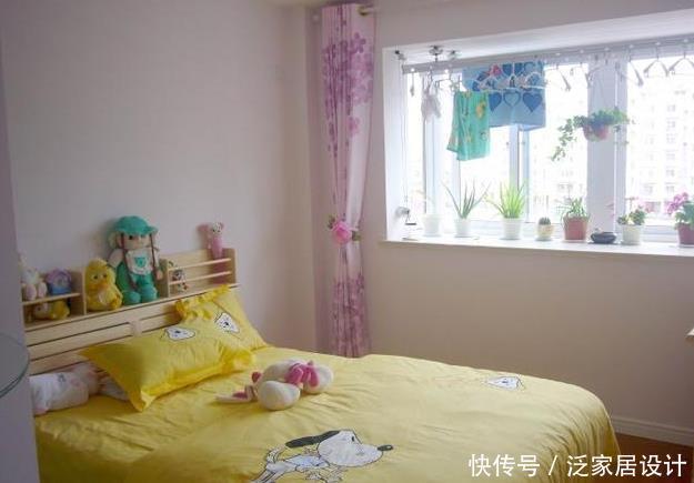 隔断|老婆说没钱就这样装修，用三根木条做客厅隔断，连石膏线都省了