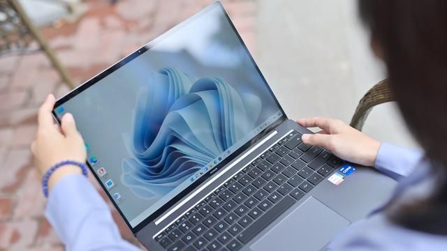 book|MacBook Pro打出了王炸？从今年的价格来看还不算，太贵了