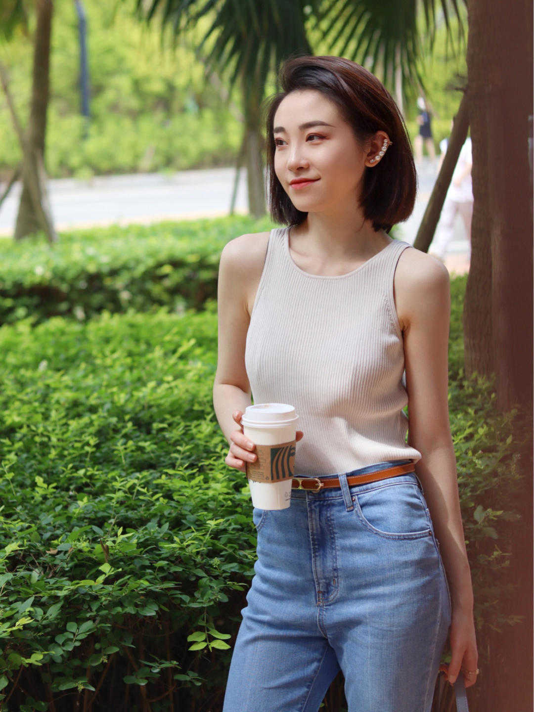 直筒|牛仔裤的n个搭配方法,显气质还减龄,高级时髦