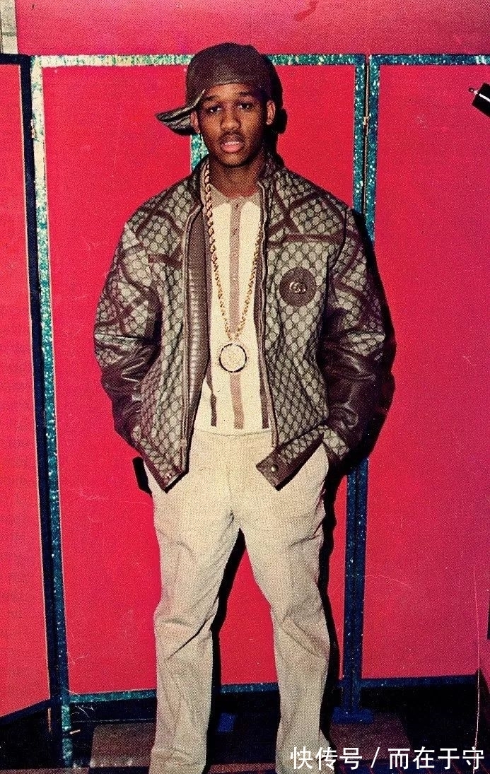 潮流 潮流大神最爱干的事就是把LV、Gucci和爱马仕剪碎做成“假货”?