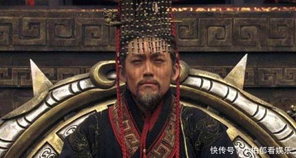 落魄|落魄公子向农夫讨饭吃却收到土块,公子大怒,随从却说:这是吉兆