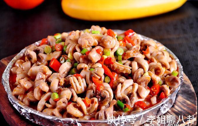 美食推荐:铁板脆肠、鲜椒鱼、尖椒炒乌鸡制作方法