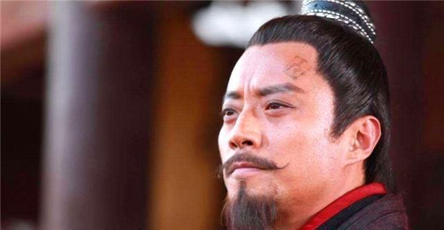 水浒传宋江能稳坐第一把交椅,全依仗他,而不是卢俊义