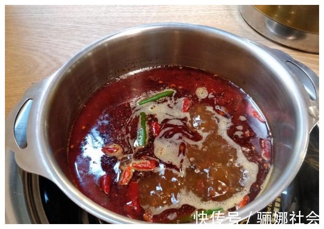 牛羊肉卷|半夜肚子饿？这2样小火锅，快手又好吃，学会了，顿顿宵夜有着落