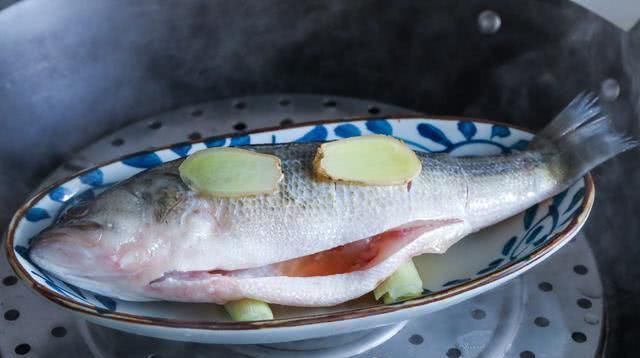 最适合孩子吃的鱼是它，刺少肉嫩，营养丰富，补充大脑营养更聪明