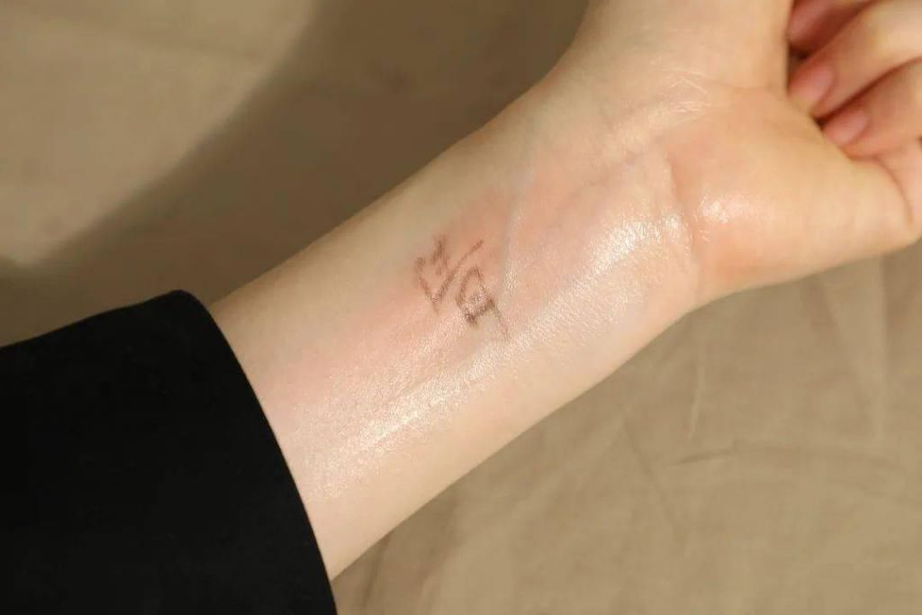 爆！50块钱的卸妆产品居然比500的好用？