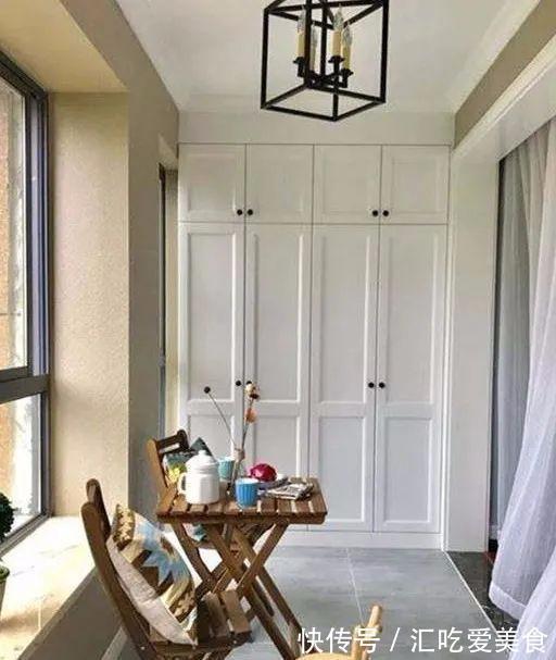 吊顶|阳台不吊顶,却让师傅走圈石膏线:空间拔高5公分,关键还不费钱