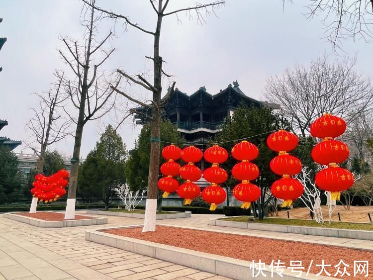 灯笼|年味十足！济南天下第一泉风景区挂起2万多盏大红灯笼