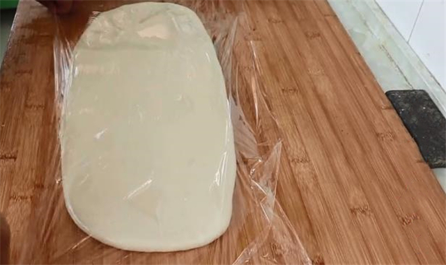 陕西人最爱吃的油泼面,教你正宗的做法,堪比白鹿原油泼面,真香