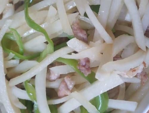 草莓|人到中年，推荐3种食物，降压减脂，抗衰老，增强体质