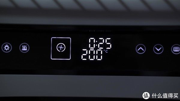 空气炸烤箱和烤箱有什么区别？用一个空气炸烤箱搞定一切料理，多功能才是王道！