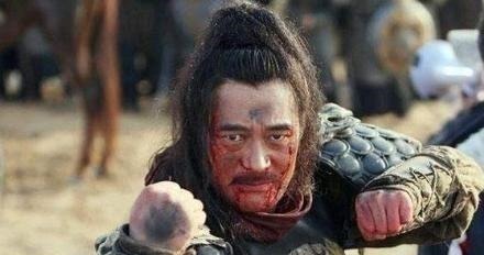 宋江&他是水浒里武功最高的人,杀死八位梁山好汉,鲁智深也挡不住他