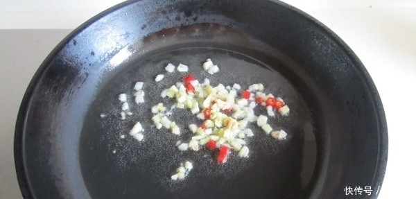 豆角|80%的人都不知道豆角和它是绝配，每天炒一盘，营养美味还排毒