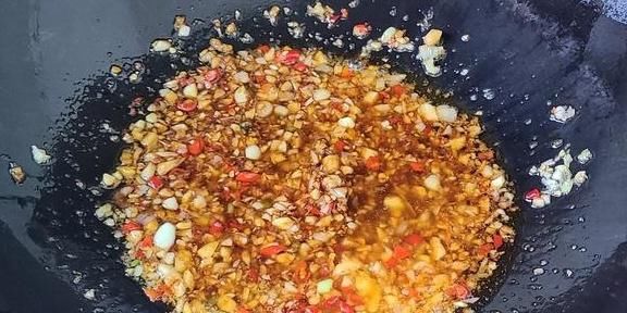 黄豆酱|茄子这样做味道更香，教你一道蒜蓉茄子的做法，简单美味嘴馋就做