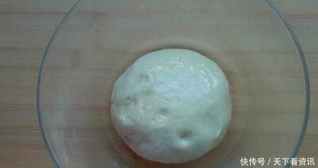 炸糖糕|炸糖糕时,开水烫面大错特错,教你这个做法,个个空心不破皮