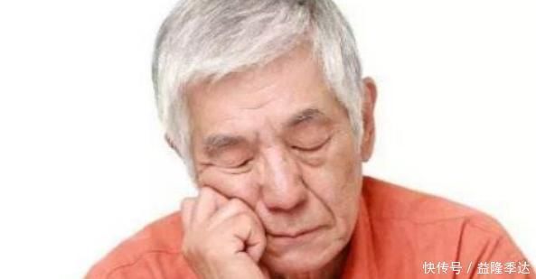 胰岛素|糖尿病患者注意,此3件事比吃糖还危险,愿你1个也不占