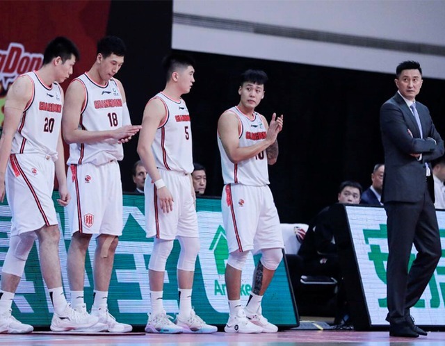 福建男篮|宏远坏消息,杜锋爱将伤势加重+缺席训练,福建男篮弃将力助争四