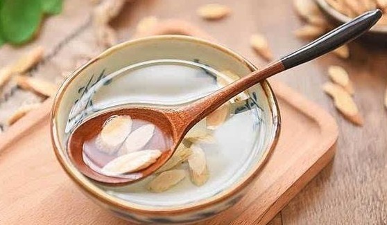 男子|45岁癌症男子，每天一杯“三七粉”，一年后离世