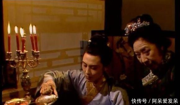 省亲|这个只出场一次的女人,用了三个字,道破了元春省亲的真相