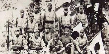 太平洋|美军莫尔顿少校为何将30名日军俘虏从海里救起,之后又扔回海里