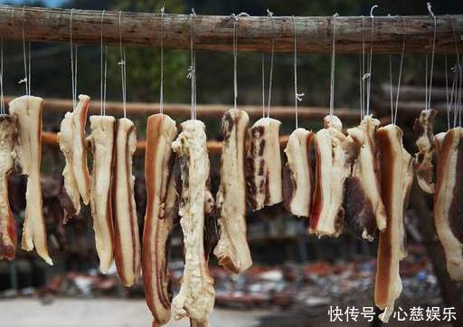 腌腊肉时,10斤肉抹多少盐这一步做不对,腊肉不香还发臭