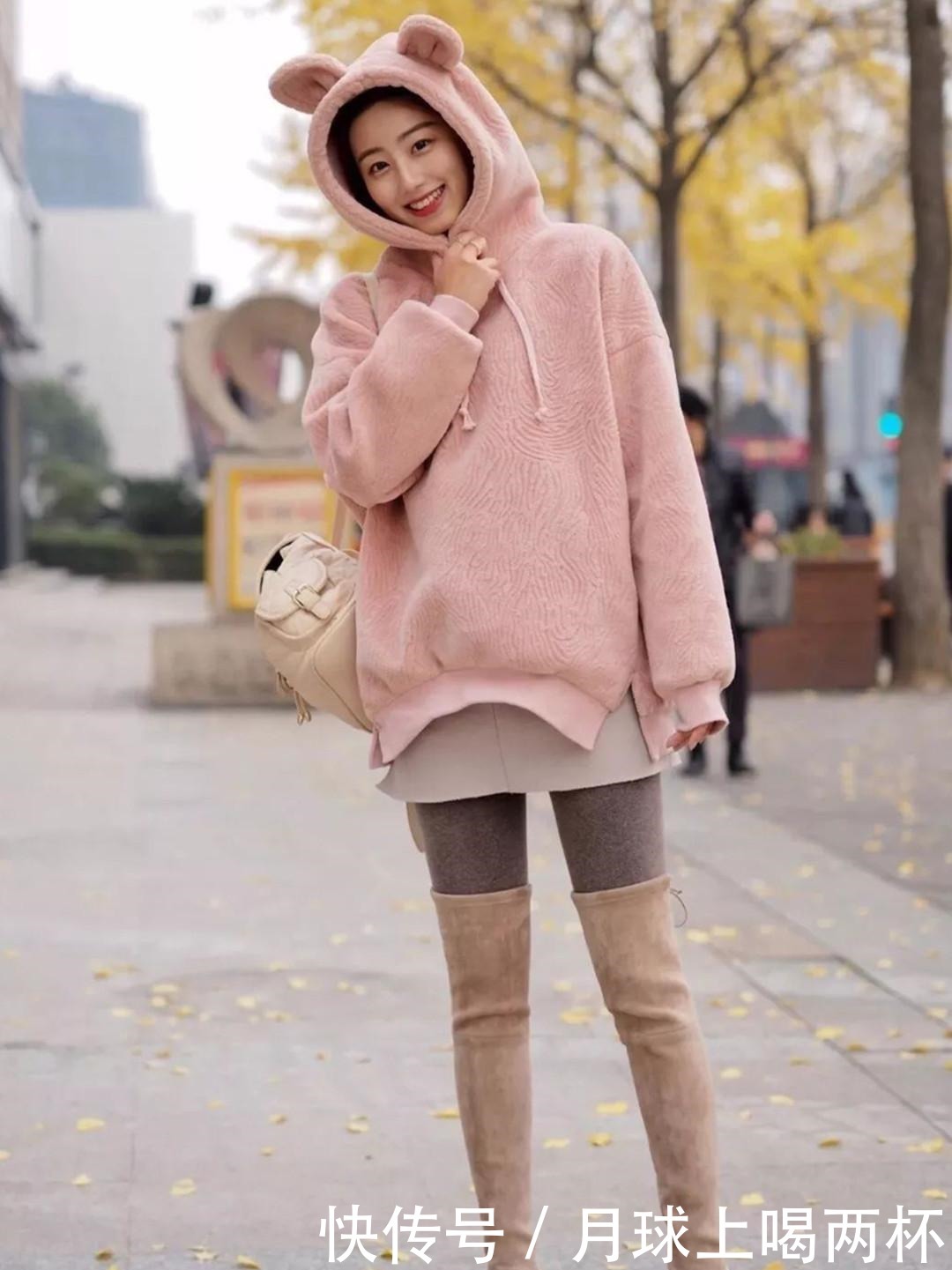 耐看|还在穿烂大街的打底裤试试这3款裤子,保暖耐看还时髦