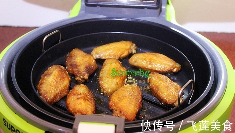 外皮|教你做经典蜜汁鸡翅,皮脆肉嫩、嚼劲十足,连骨头都酥香入味
